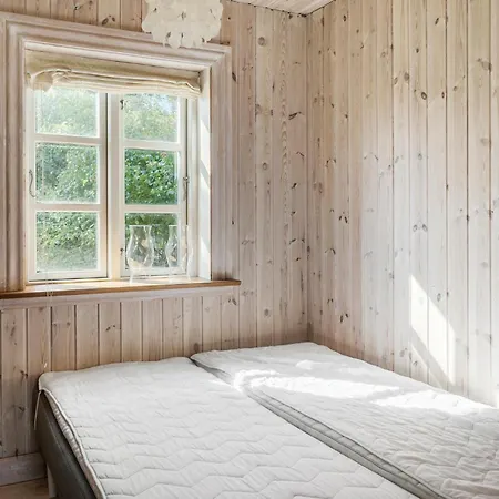 4 Bedroom Amazing In 펜션 보르딩보르그