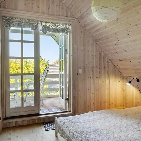 4 Bedroom Amazing In *