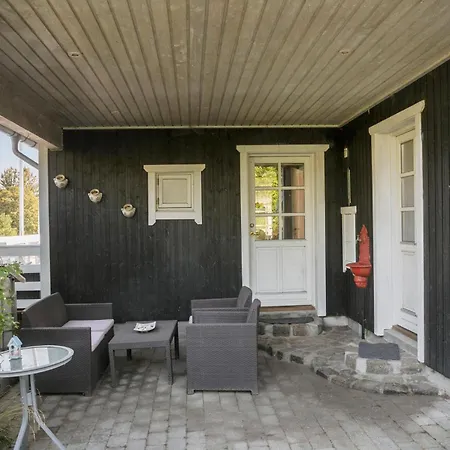 4 Bedroom Amazing In Holiday home Vordingborg