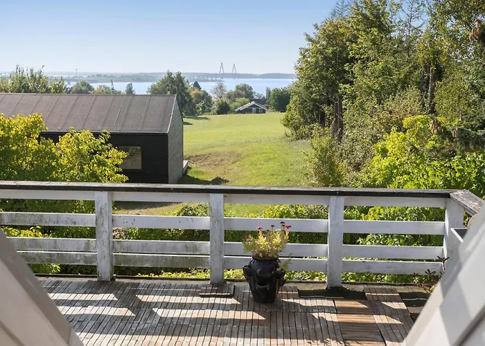 4 Bedroom Amazing In *