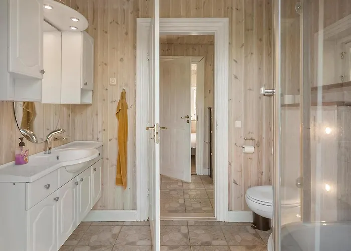 4 Bedroom Amazing In Vordingborg